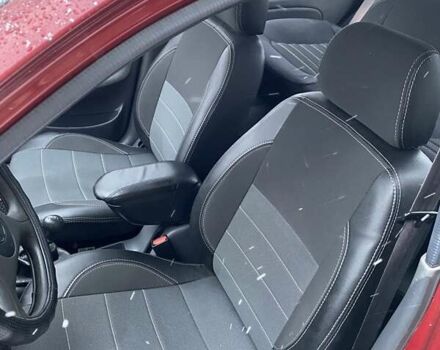 Красный Дэу Сенс, объемом двигателя 1.3 л и пробегом 130 тыс. км за 2300 $, фото 5 на Automoto.ua