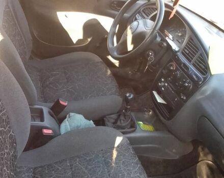 Дэу Сенс 2006 в Староконстантинов на Automoto.ua Красный Дэу Сенс, объемом двигателя 1.3 л и пробегом 150 тыс. км за 1300 $, фото 4 на Automoto.ua