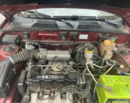 Красный Дэу Сенс, объемом двигателя 1.5 л и пробегом 177 тыс. км за 2700 $, фото 5 на Automoto.ua