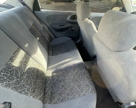 Красный Дэу Сенс, объемом двигателя 1.3 л и пробегом 258 тыс. км за 1450 $, фото 4 на Automoto.ua