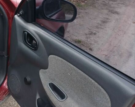 Червоний Деу Сенс, об'ємом двигуна 1.3 л та пробігом 180 тис. км за 1800 $, фото 4 на Automoto.ua