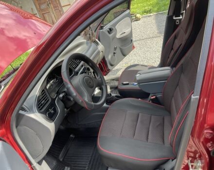 Красный Дэу Сенс, объемом двигателя 1.3 л и пробегом 200 тыс. км за 1800 $, фото 3 на Automoto.ua