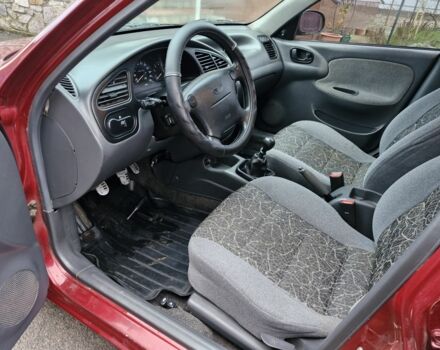 Красный Дэу Сенс, объемом двигателя 1.5 л и пробегом 163 тыс. км за 2650 $, фото 7 на Automoto.ua