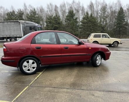 Красный Дэу Сенс, объемом двигателя 1.5 л и пробегом 310 тыс. км за 1850 $, фото 1 на Automoto.ua