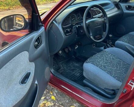 Красный Дэу Сенс, объемом двигателя 1.6 л и пробегом 216 тыс. км за 1900 $, фото 6 на Automoto.ua