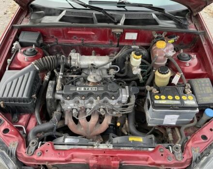 Красный Дэу Сенс, объемом двигателя 1.5 л и пробегом 205 тыс. км за 2750 $, фото 5 на Automoto.ua