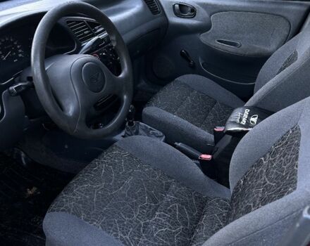 Деу Сенс 2006 у Рожнятове на Automoto.ua Червоний Деу Сенс, об'ємом двигуна 1.3 л та пробігом 186 тис. км за 1300 $, фото 5 на Automoto.ua