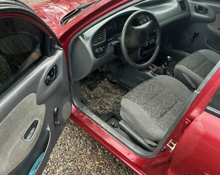 Красный Дэу Сенс, объемом двигателя 1.3 л и пробегом 280 тыс. км за 950 $, фото 3 на Automoto.ua