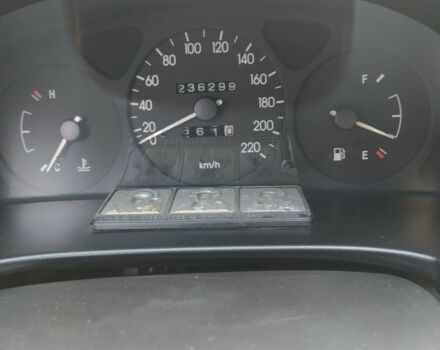 Красный Дэу Сенс, объемом двигателя 1.5 л и пробегом 236 тыс. км за 2600 $, фото 4 на Automoto.ua