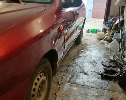 Червоний Деу Сенс, об'ємом двигуна 1.3 л та пробігом 500 тис. км за 900 $, фото 1 на Automoto.ua