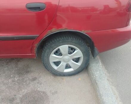 Красный Дэу Сенс, объемом двигателя 1.5 л и пробегом 350 тыс. км за 1300 $, фото 2 на Automoto.ua