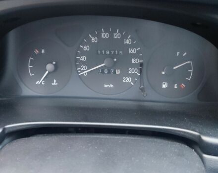 Красный Дэу Сенс, объемом двигателя 1.5 л и пробегом 120 тыс. км за 3000 $, фото 2 на Automoto.ua