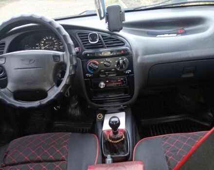 Червоний Деу Сенс, об'ємом двигуна 1.6 л та пробігом 325 тис. км за 2150 $, фото 5 на Automoto.ua