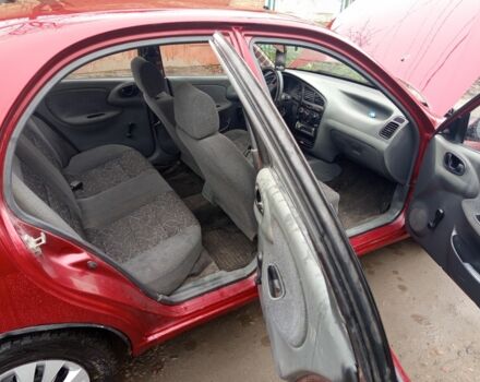 Красный Дэу Сенс, объемом двигателя 1.3 л и пробегом 200 тыс. км за 1100 $, фото 7 на Automoto.ua