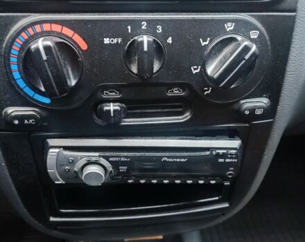 Красный Дэу Сенс, объемом двигателя 1.5 л и пробегом 120 тыс. км за 3000 $, фото 3 на Automoto.ua