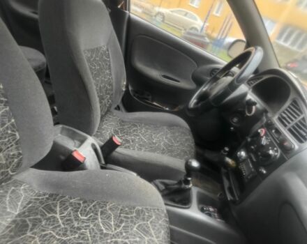 Червоний Деу Сенс, об'ємом двигуна 1.5 л та пробігом 150 тис. км за 1300 $, фото 5 на Automoto.ua