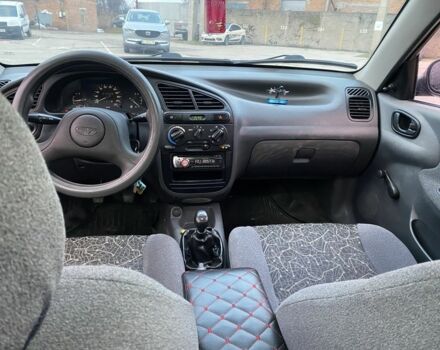 Красный Дэу Сенс, объемом двигателя 1.3 л и пробегом 175 тыс. км за 1950 $, фото 11 на Automoto.ua