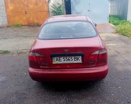 Красный Дэу Сенс, объемом двигателя 1.3 л и пробегом 300 тыс. км за 480 $, фото 1 на Automoto.ua