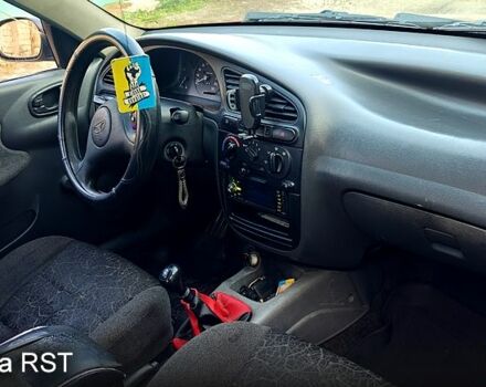 Червоний Деу Сенс, об'ємом двигуна 1.3 л та пробігом 290 тис. км за 1500 $, фото 4 на Automoto.ua