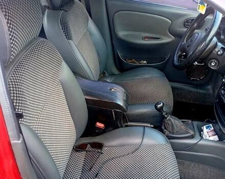 Червоний Деу Сенс, об'ємом двигуна 1.3 л та пробігом 210 тис. км за 2500 $, фото 3 на Automoto.ua