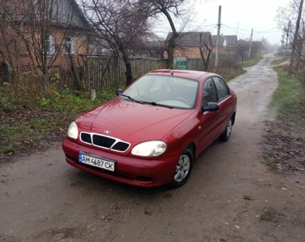 Красный Дэу Сенс, объемом двигателя 1.3 л и пробегом 200 тыс. км за 1100 $, фото 1 на Automoto.ua