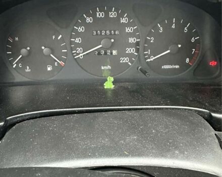 Красный Дэу Сенс, объемом двигателя 0 л и пробегом 320 тыс. км за 1800 $, фото 2 на Automoto.ua