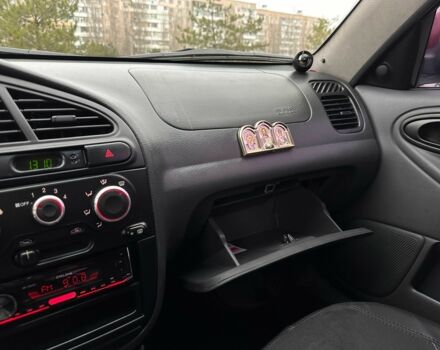 Червоний Деу Сенс, об'ємом двигуна 1.5 л та пробігом 177 тис. км за 3200 $, фото 18 на Automoto.ua