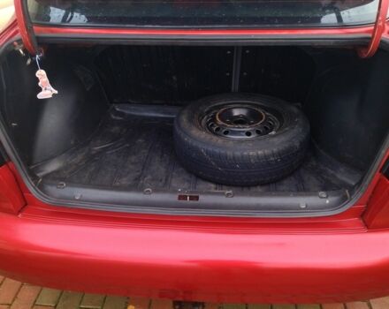 Дэу Сенс 2008 в Новгород-Северском на Automoto.ua Красный Дэу Сенс, объемом двигателя 1.5 л и пробегом 288 тыс. км за 2800 $, фото 4 на Automoto.ua