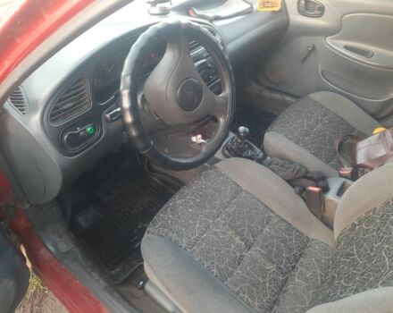 Красный Дэу Сенс, объемом двигателя 1.5 л и пробегом 162 тыс. км за 1654 $, фото 5 на Automoto.ua