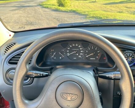 Червоний Деу Сенс, об'ємом двигуна 1.5 л та пробігом 110 тис. км за 3150 $, фото 4 на Automoto.ua