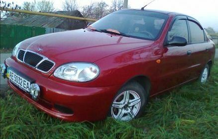 Червоний Деу Сенс, об'ємом двигуна 1.4 л та пробігом 92 тис. км за 2800 $, фото 1 на Automoto.ua