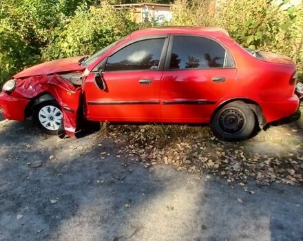 Красный Дэу Сенс, объемом двигателя 1.5 л и пробегом 154 тыс. км за 550 $, фото 1 на Automoto.ua