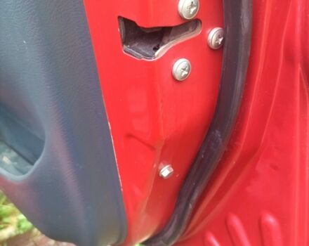 Дэу Сенс 2008 в Новгород-Северском на Automoto.ua Красный Дэу Сенс, объемом двигателя 1.5 л и пробегом 288 тыс. км за 2800 $, фото 6 на Automoto.ua