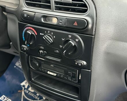 Красный Дэу Сенс, объемом двигателя 1.6 л и пробегом 198 тыс. км за 2900 $, фото 9 на Automoto.ua