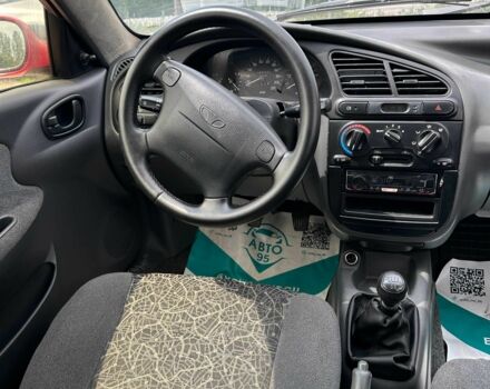 Красный Дэу Сенс, объемом двигателя 1.6 л и пробегом 198 тыс. км за 2900 $, фото 5 на Automoto.ua