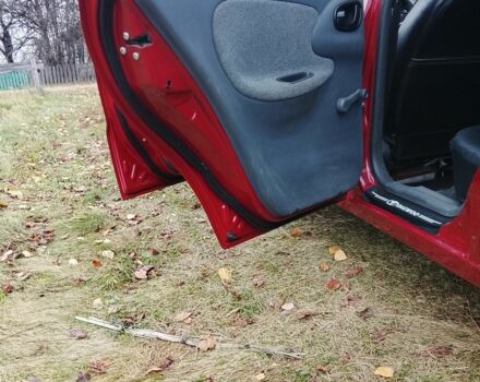 Червоний Деу Сенс, об'ємом двигуна 1 л та пробігом 169 тис. км за 1300 $, фото 1 на Automoto.ua