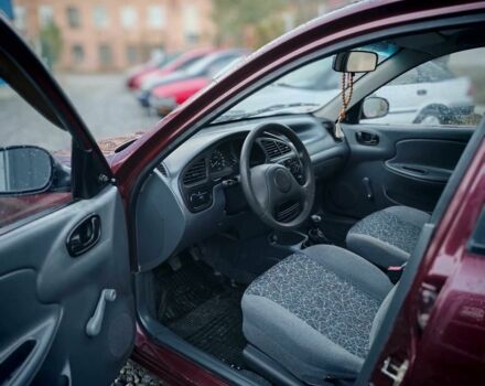 Деу Сенс 2008 у Бердичеве на Automoto.ua Червоний Деу Сенс, об'ємом двигуна 1.5 л та пробігом 90 тис. км за 2900 $, фото 12 на Automoto.ua