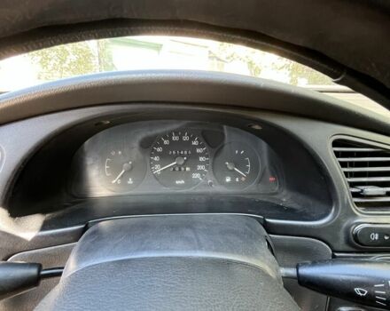 Червоний Деу Сенс, об'ємом двигуна 1.4 л та пробігом 251 тис. км за 1350 $, фото 8 на Automoto.ua