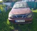 Красный Дэу Сенс, объемом двигателя 1.3 л и пробегом 1000 тыс. км за 560 $, фото 1 на Automoto.ua