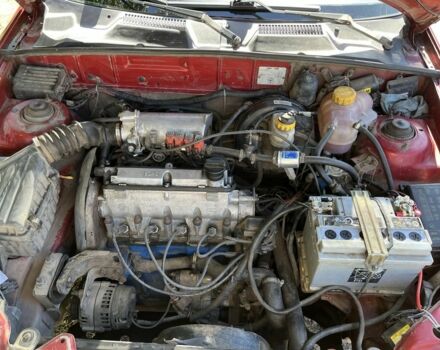 Червоний Деу Сенс, об'ємом двигуна 1.4 л та пробігом 251 тис. км за 1350 $, фото 4 на Automoto.ua