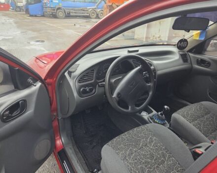 Красный Дэу Сенс, объемом двигателя 1.6 л и пробегом 220 тыс. км за 3000 $, фото 5 на Automoto.ua