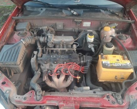 Красный Дэу Сенс, объемом двигателя 1.5 л и пробегом 162 тыс. км за 1654 $, фото 2 на Automoto.ua