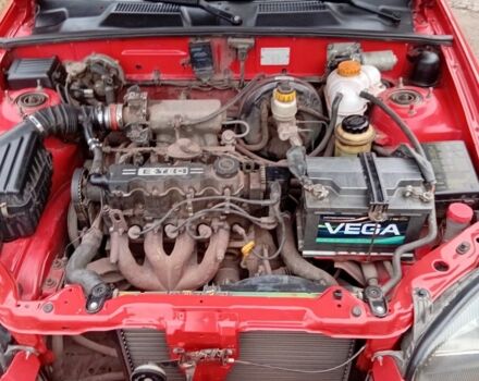 Красный Дэу Сенс, объемом двигателя 1.5 л и пробегом 230 тыс. км за 2000 $, фото 5 на Automoto.ua