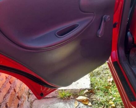 Червоний Деу Сенс, об'ємом двигуна 1.4 л та пробігом 117 тис. км за 3000 $, фото 35 на Automoto.ua