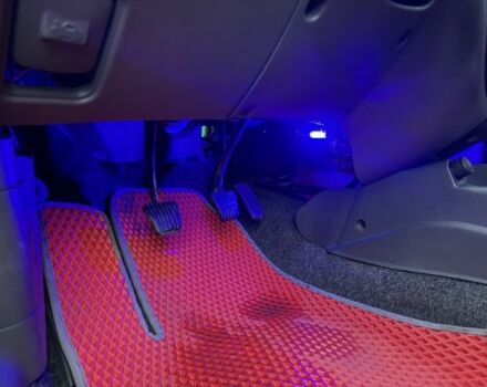 Червоний Деу Сенс, об'ємом двигуна 1.5 л та пробігом 103 тис. км за 3950 $, фото 15 на Automoto.ua