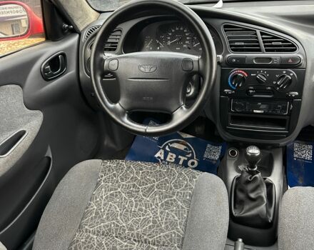 Красный Дэу Сенс, объемом двигателя 1.6 л и пробегом 198 тыс. км за 2900 $, фото 5 на Automoto.ua