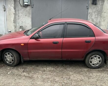 Красный Дэу Сенс, объемом двигателя 1.5 л и пробегом 228 тыс. км за 2300 $, фото 1 на Automoto.ua