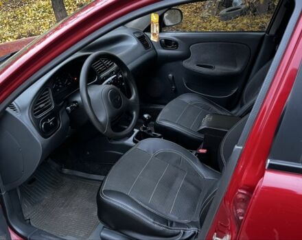 Красный Дэу Сенс, объемом двигателя 1.5 л и пробегом 183 тыс. км за 3000 $, фото 5 на Automoto.ua