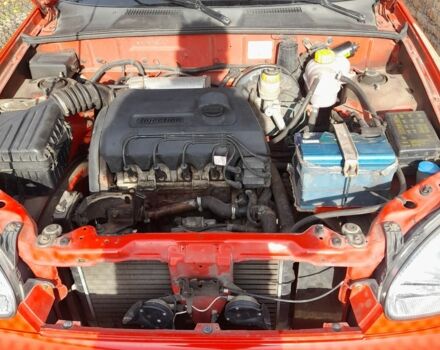 Червоний Деу Сенс, об'ємом двигуна 1.4 л та пробігом 117 тис. км за 3000 $, фото 3 на Automoto.ua