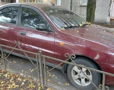 Красный Дэу Сенс, объемом двигателя 1.5 л и пробегом 160 тыс. км за 2200 $, фото 1 на Automoto.ua